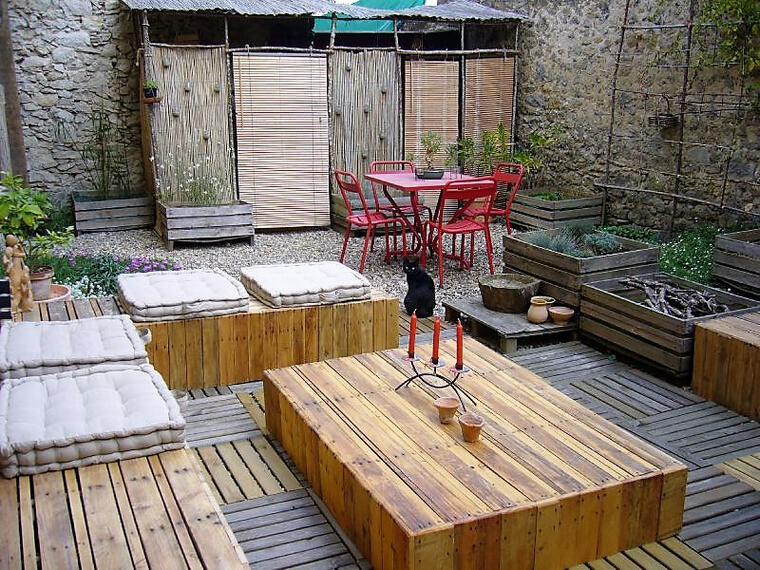 Interesting Ideas to Recycle Used Wooden Pallets - Inspirationalz