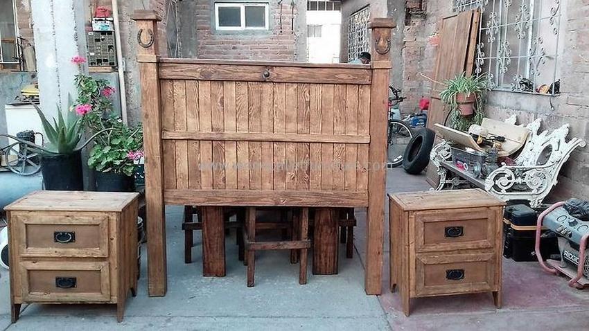 Pallets Bed Headboard And Side Tables 2 Diy Motive