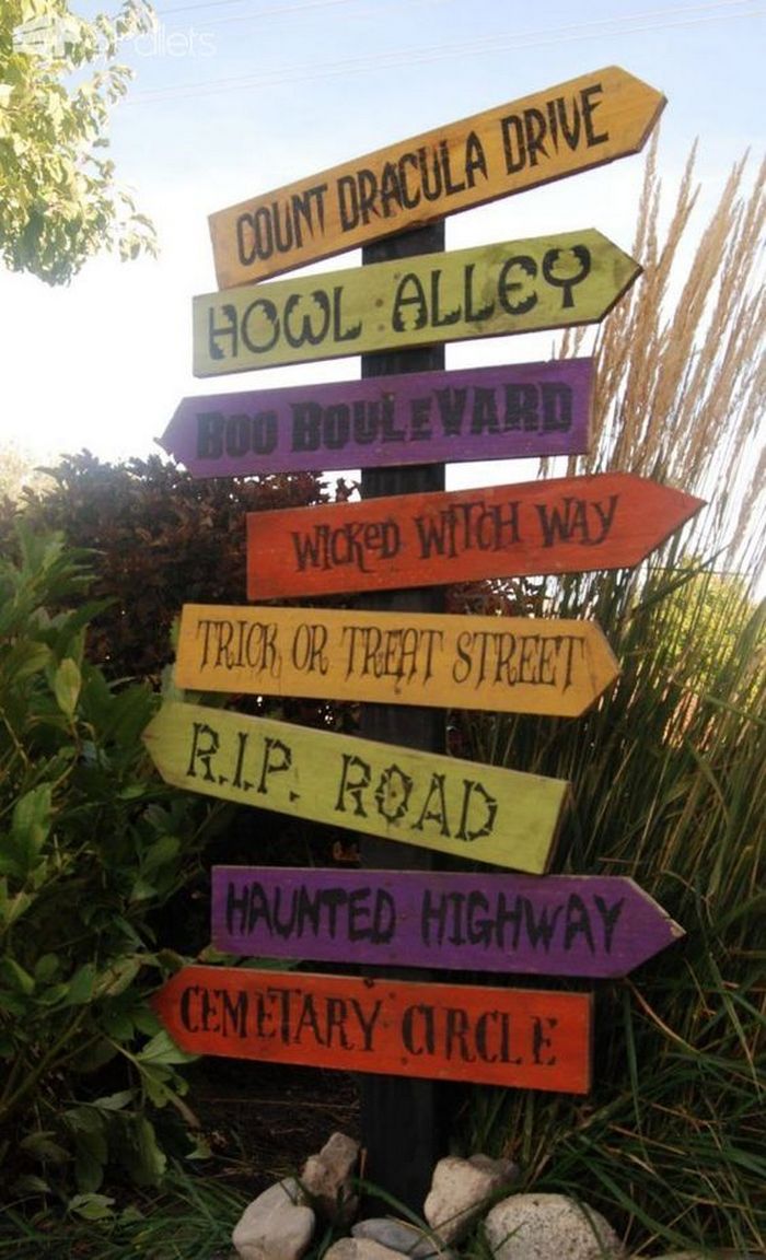 Wood Pallet Halloween Decoration Ideas (19)