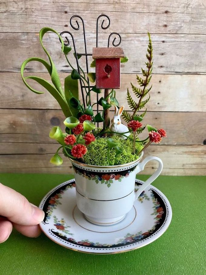 Tea cup fairy garden 4